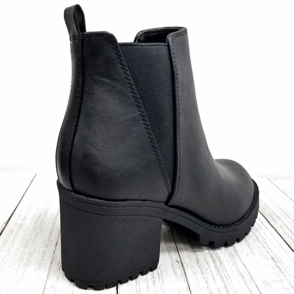 New Black Chelsea Lug Combat Ankle Boots Booties - Picture 3 of 3